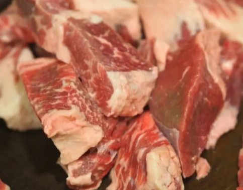 为什么闻到肉腥味想吐 闻到肉类就作呕怎么解决