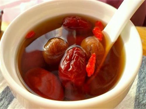姨妈延迟吃什么催经